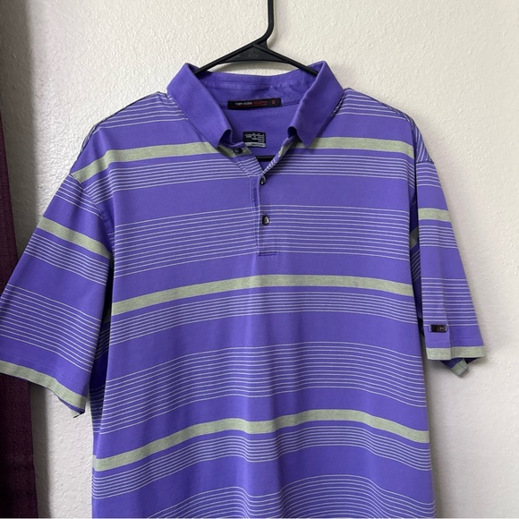 #720 Tiger Woods Purple/Green Golf Shirt Size Medium - Picture 2 of 11